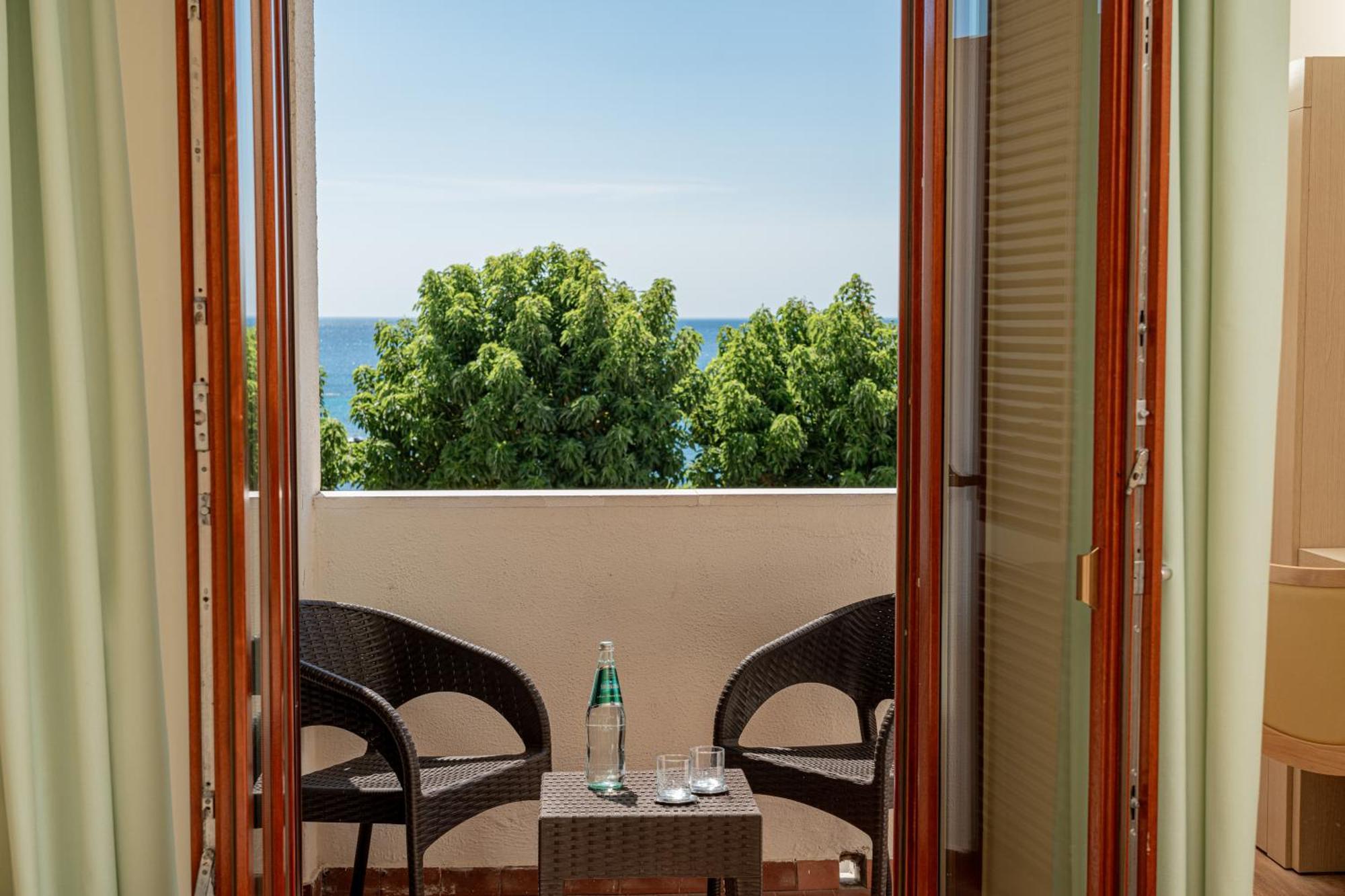 El Balear Hotel